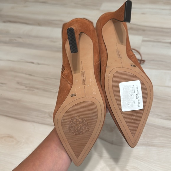 Vince Camuto Taplana Boot - Picture 8 of 8